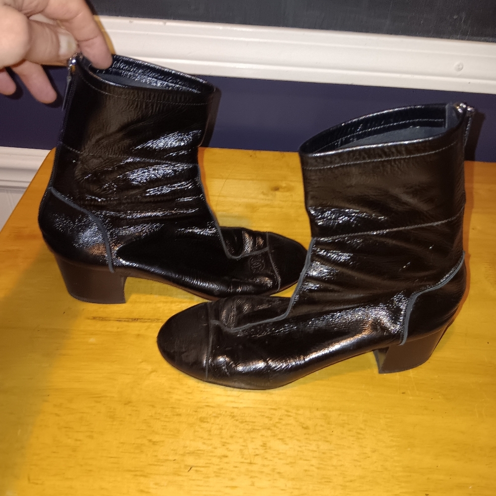 CHANEL CC Vintage Black Patent Leather Ankle Boots Size 37 1/2